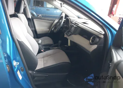 2017 Toyota Rav4 Xle z USA, uszkodzony, nr VIN 2T3RFREVXHW602281